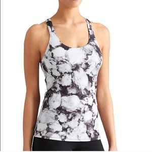 NWT Athleta Floral crush Optimism Tank